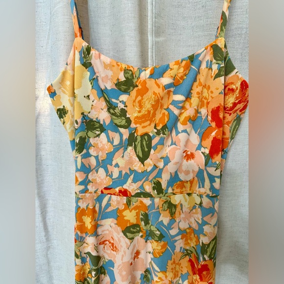 Carly Jean Los Angeles Caroline Dress in Hanalei floral - Picture 4 of 6